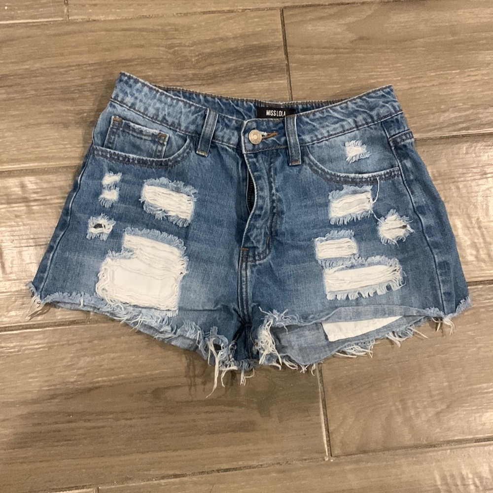 Size small